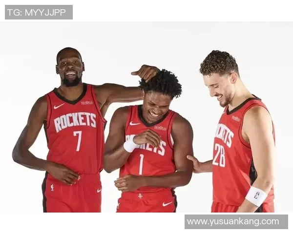 火箭与雷霆对决在即球迷期待精彩对抗与战术较量